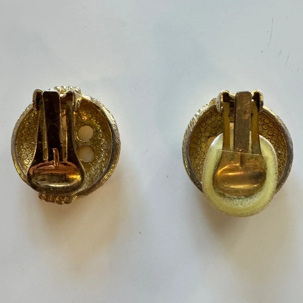 Vintage Gold Tone and Faux Pearl Clip On Earrings